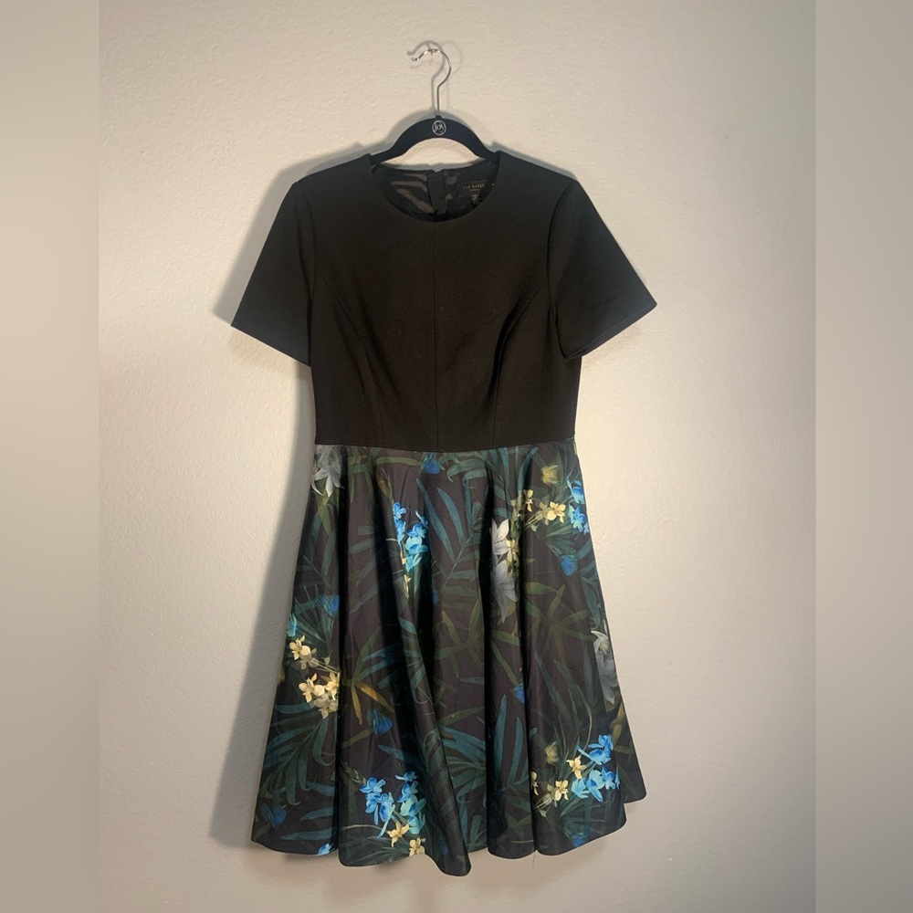 TED BAKER Iconic Blue & Green Floral Midi Dress with Black Top & Gold Hardware ✨